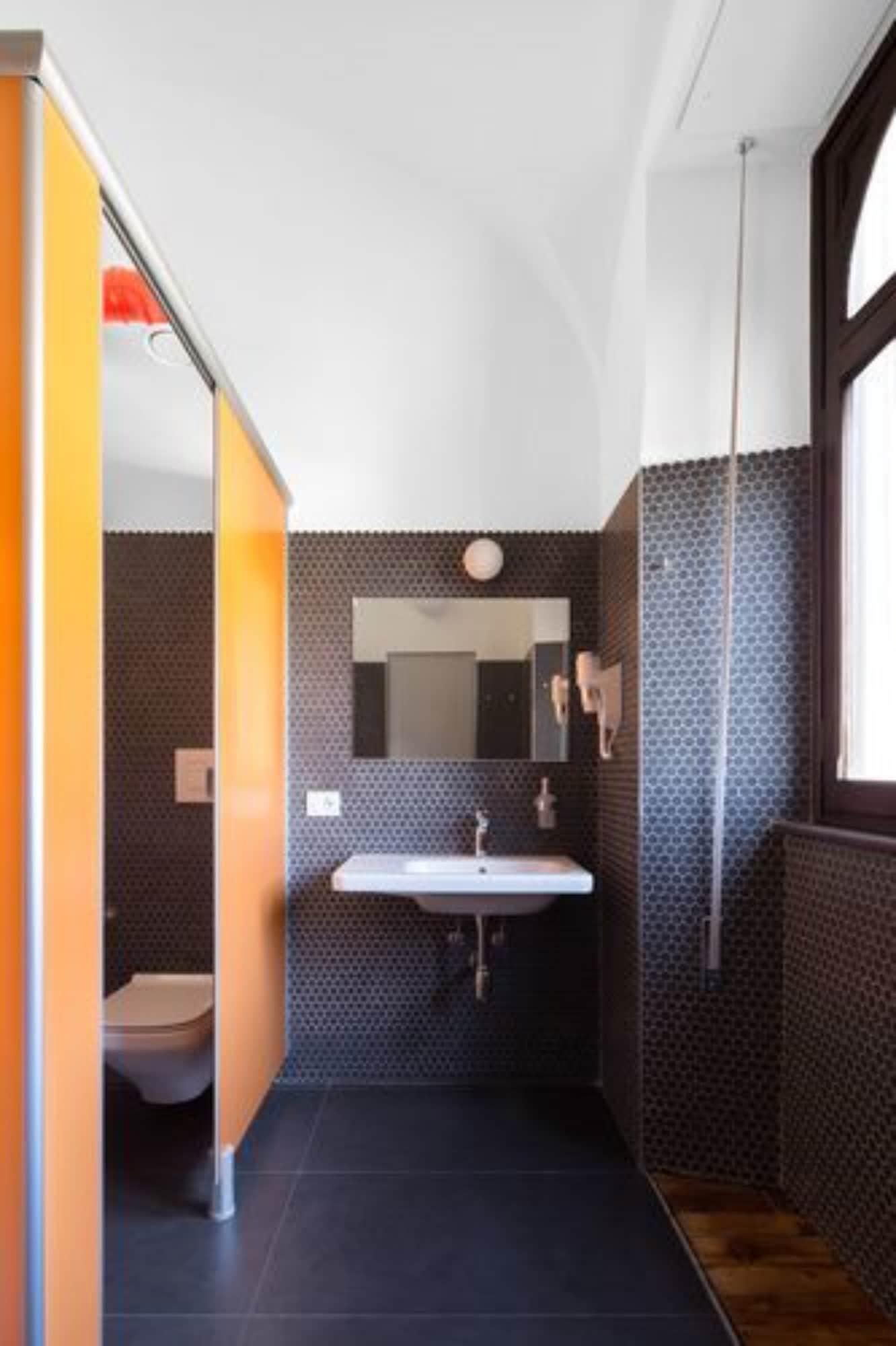 Babila Hostel Milánó Kültér fotó