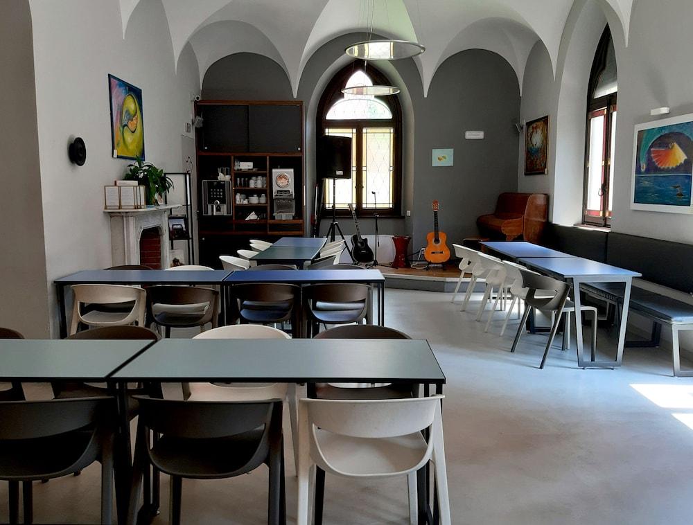 Babila Hostel Milánó Kültér fotó